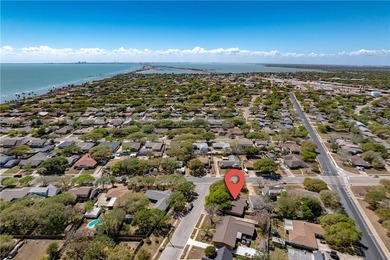 Don't miss this! Charming 3/2 home on a large corner lot, 2 - photo 39