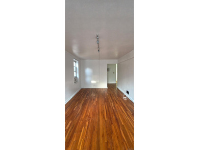 LOVELY SPACIOUS STUDIO, ELEVATOR, LAUNDRY ROOM, LIVE IN SUPER - photo 9