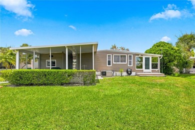 Under contract-accepting backup offers. Escape to the Florida - photo 4