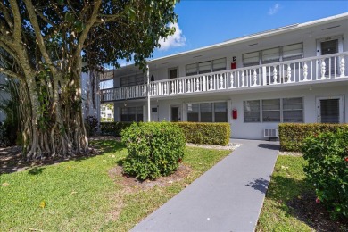 Century Village Lake Condo For Sale in West Palm Beach Florida