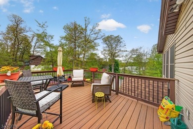 Lakeside Beauty in Highland Lakes. This beautiful lake-style - photo 1