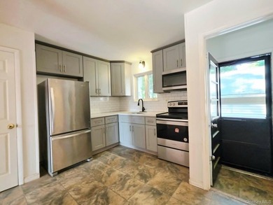 Great condition Ranch Home ready to move in! Perfect for first - photo 8
