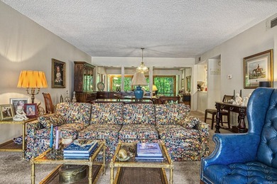 Expanded open floor plan.....This 3 bedroom 2.5 bath townhome is - photo 2
