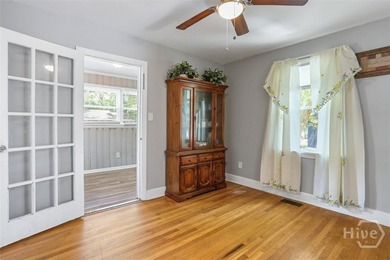 Great Opportunity to Build Equity! This 3-bedroom, 1-bath home - photo 12