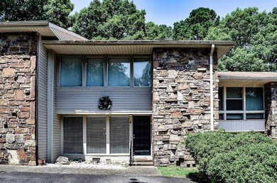 Expanded open floor plan.....This 3 bedroom 2.5 bath townhome is - photo 6