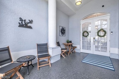 Stunning Southwest Cape Coral Gulf Access home on an oversized - photo 5