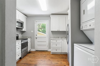 Great Opportunity to Build Equity! This 3-bedroom, 1-bath home - photo 29
