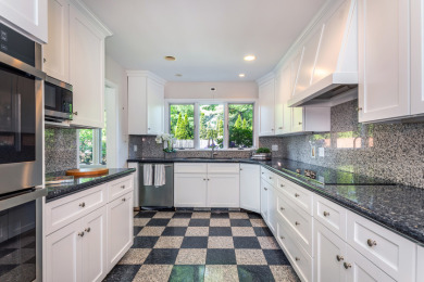 Stunning, Renovated Contemporary Waterfront - photo 20