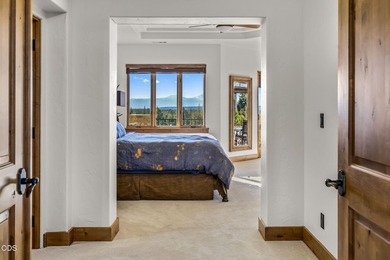 Exceptional investment opportunity featuring $200K+ in luxury - photo 34