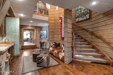 Perched atop Park Meadows in the prestigious enclave of - photo 36