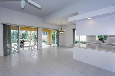 Welcome to luxury living in the prestigious Magnolia Bay - photo 8