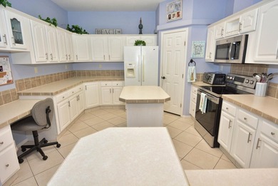 Discover over 1,800 sq. ft. of comfortable living in this - photo 3