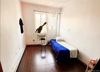 Exceptional mixed-use investment opportunity! Built in 2016 - photo 5