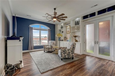 Exceptional three-bedroom condominium in popular Governor's - photo 8
