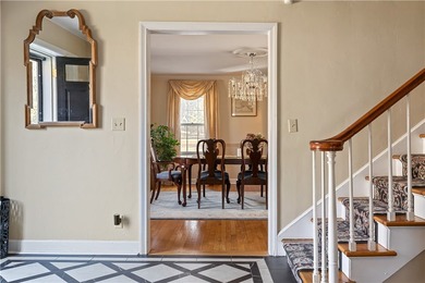 Welcome to this gracious 4 bedroom, 4.5 bath, Center Hall brick - photo 12