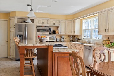 Welcome to this gracious 4 bedroom, 4.5 bath, Center Hall brick - photo 16