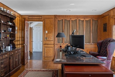 Welcome to this gracious 4 bedroom, 4.5 bath, Center Hall brick - photo 22