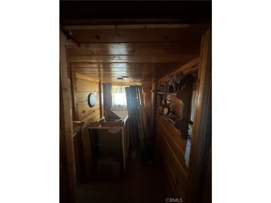 Extensively renovated 2-bedroom Moonridge cabin situated on two - photo 25