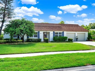 Lake Home Sale Pending in Altamonte Springs, Florida