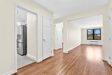 **Charming Newly Renovated 1-Bedroom Coop Near Lefferts Garden**