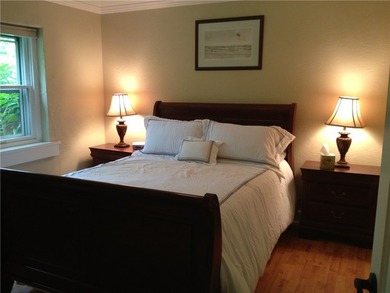 Welcome to this gracious 4 bedroom, 4.5 bath, Center Hall brick - photo 48