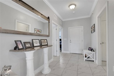Rare Opportunity! These custom-built attached villas are being - photo 2