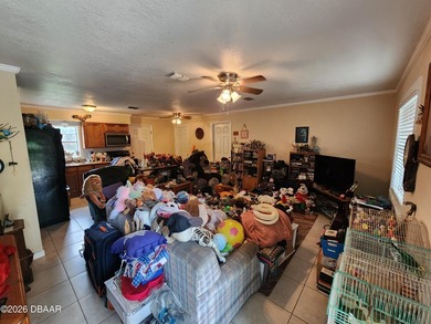 Short Sale. Short Sale Opportunity! Charming 3-bedroom, 2-bath - photo 8