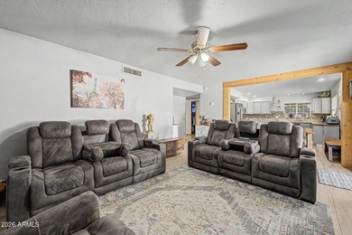 Welcome to this wonderful two-story home that combines comfort - photo 9