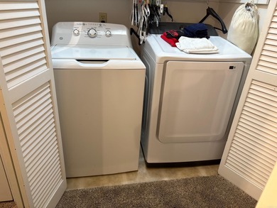 Great updated home in the lovely city of Fairfield Bay.  Greers