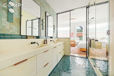 Want drama, light, and space? Do not miss this renovated - photo 16
