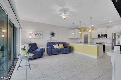 Rare Opportunity! These custom-built attached villas are being - photo 8