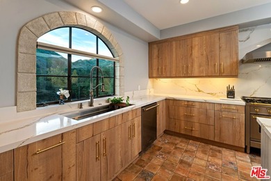 Bring your surfboards and saddles to this legacy ranch property - photo 6