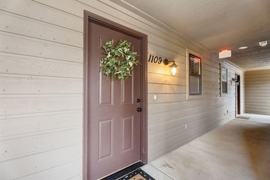 STAYCATION TIME!! Enjoy this clean 3 Bedroom (1 non-conforming) - photo 7