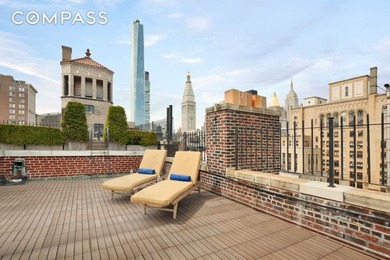A Rare One-Bedroom Overlooking Gramercy Park with Private Park - photo 8