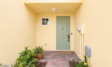 Welcome home! This 2 bedroom, 2.5 bathroom, townhome in Sail - photo 3