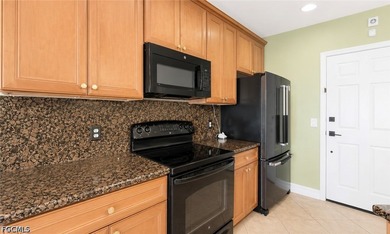 Welcome home! This 2 bedroom, 2.5 bathroom, townhome in Sail - photo 10