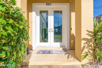 Two Parcels. One Extraordinary Coastal Estate. An exceptional - photo 3