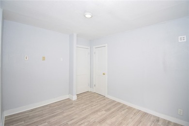 Just renovated!! Added another bedroom and large bathroom - photo 16