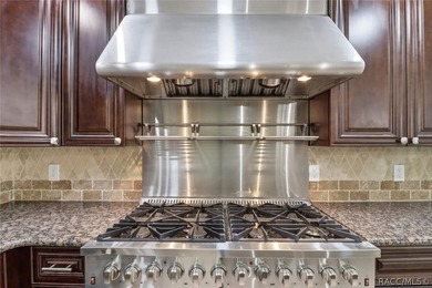 There's a party on 5th Ave! Welcome to this spacious 4 bedroom - photo 17