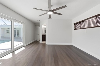 There's a party on 5th Ave! Welcome to this spacious 4 bedroom - photo 19