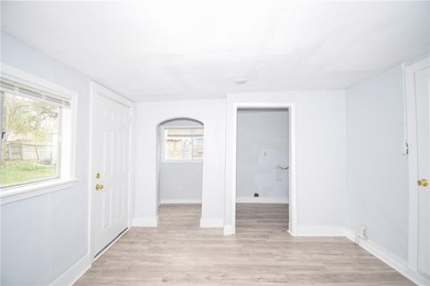 Just renovated!! Added another bedroom and large bathroom - photo 20
