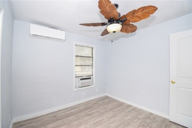 Just renovated!! Added another bedroom and large bathroom - photo 22