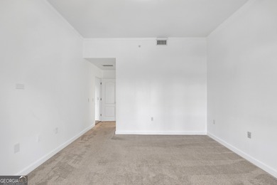 The Oaks at Buckhead Live the high life in the heart of Buckhead