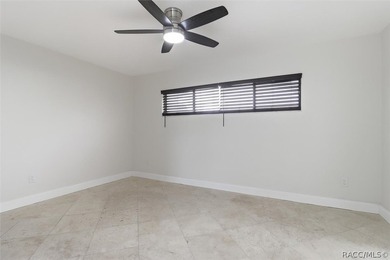 There's a party on 5th Ave! Welcome to this spacious 4 bedroom - photo 22