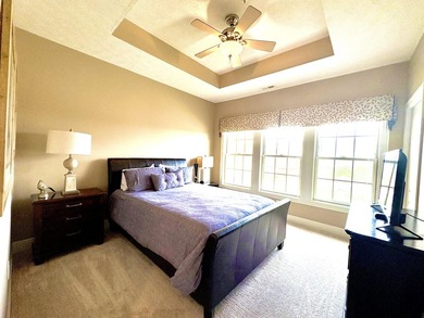Priced to Sell!! This Beautifully well kept Townhouse in the - photo 5