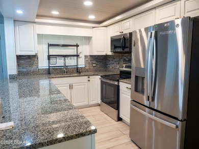 ** Brand NEW roof (June 2026) ** Updated 3 bedroom, 3 bathroom - photo 6