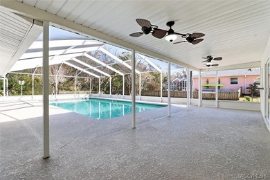 There's a party on 5th Ave! Welcome to this spacious 4 bedroom - photo 33