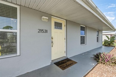 Experience PANORAMIC WIDE CANAL VIEWS and MODERN COASTAL - photo 4