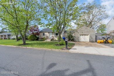 Welcome to the highly sought after Lake Riviera! This charming - photo 34