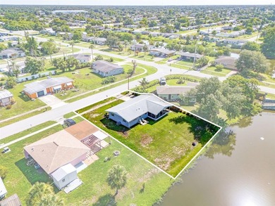 Experience PANORAMIC WIDE CANAL VIEWS and MODERN COASTAL - photo 10